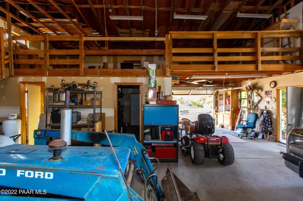 6050 N Williamson Valley RD, Prescott, AZ 86305
