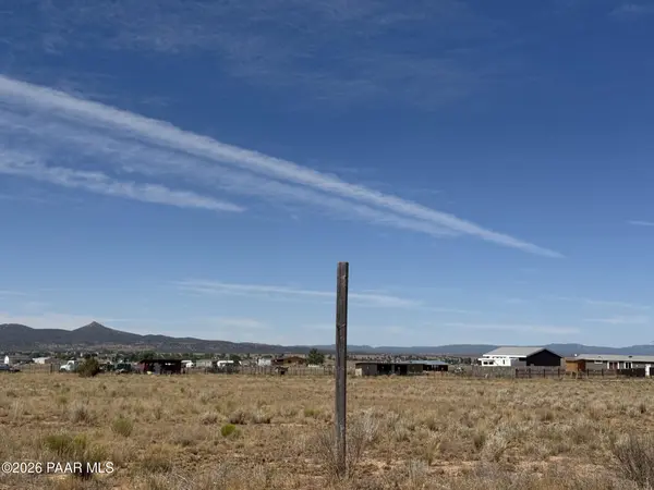 3555 Big Chino Lot Only RD, Paulden, AZ 86334