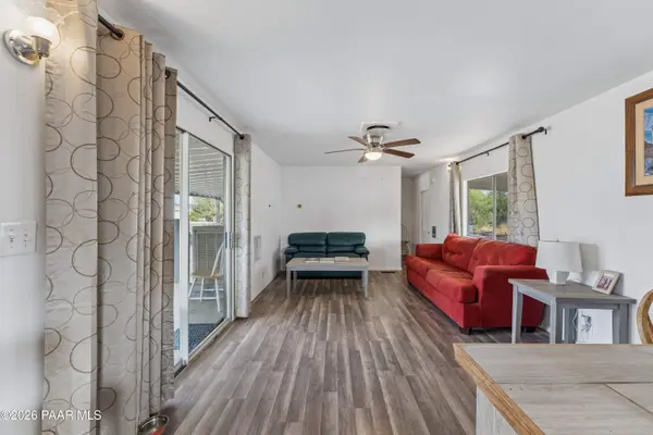 20877 E Deer Valley LN, Mayer, AZ 86333