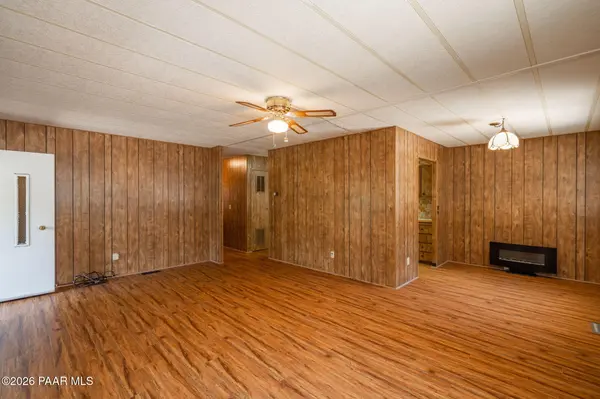 16848 W Juniper WAY, Yarnell, AZ 85362
