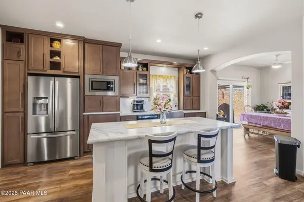 1285 W Kings CT, Paulden, AZ 86334