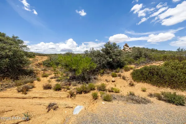 Lot B S Grant Woods Pkwy, Dewey-humboldt, AZ 86327