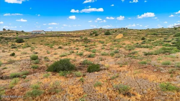 15865 E Broken Bit RD, Mayer, AZ 86333