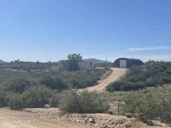 7890 W Putnam RD, Wilhoit, AZ 86332
