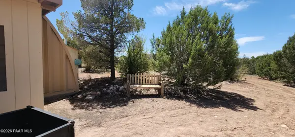 Lot 13 Ranch And Cattle, Ash Fork, AZ 86320