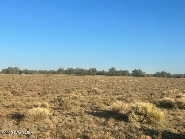 349nw Rocky Top RD, Seligman, AZ 86337