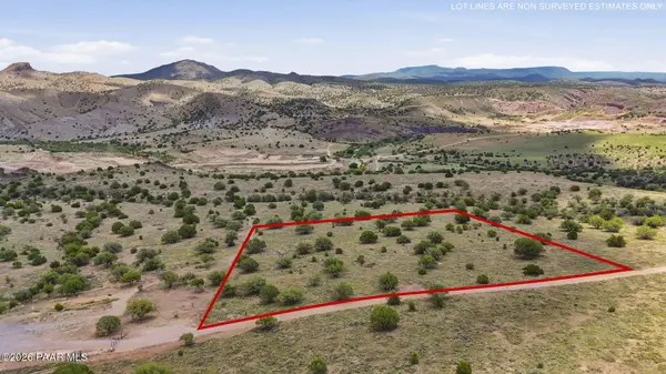 Na N Shivers LN, Paulden, AZ 86334