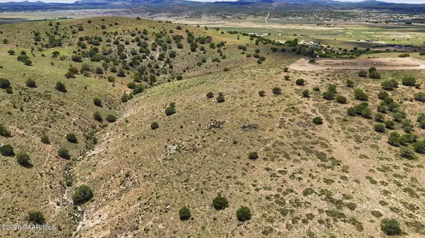 Na E Still Valley TRL, Paulden, AZ 86334