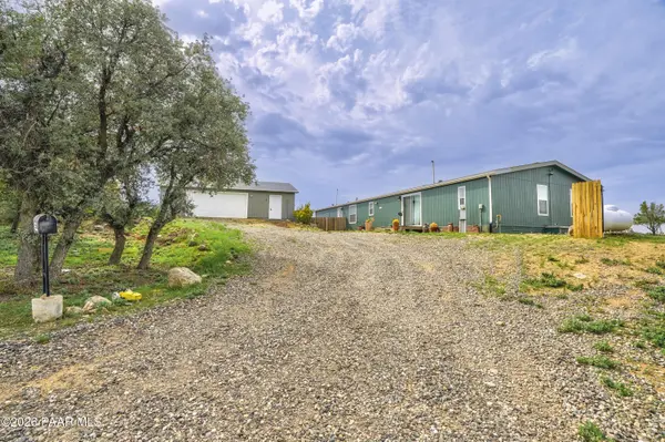 1075 N Ambassador RD, Dewey-humboldt, AZ 86327