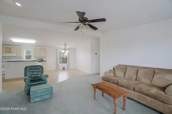 1075 N Ambassador RD, Dewey-humboldt, AZ 86327