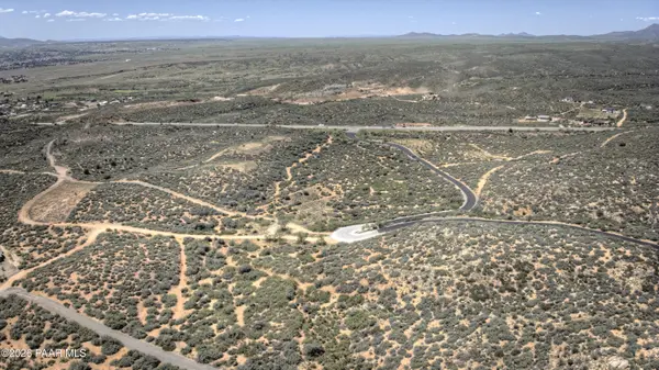064w S Dewey Overlook Way, Dewey-humboldt, AZ 86327