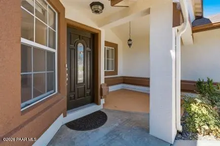 11113 E Navajo DR, Dewey-humboldt, AZ 86327
