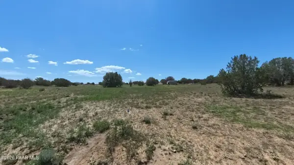 094f N Headwaters RD, Paulden, AZ 86334