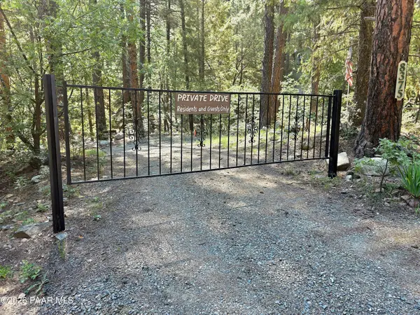 8375 S Breezy Pine RD, Mayer, AZ 86333