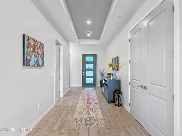 1985 Golf View LN, Prescott, AZ 86301