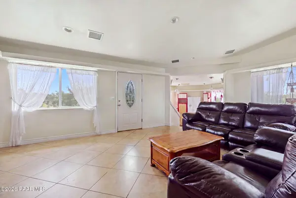19733 E Fremont DR, Mayer, AZ 86333