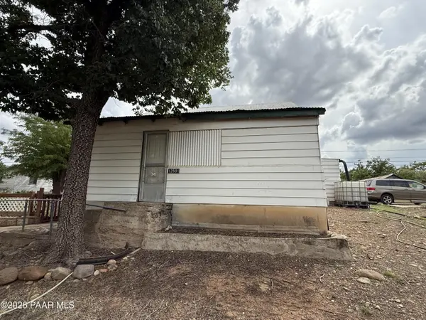 12501 E Central AVE, Mayer, AZ 86333