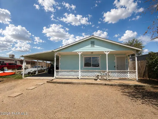 330 W Arrowhead DR, Paulden, AZ 86334