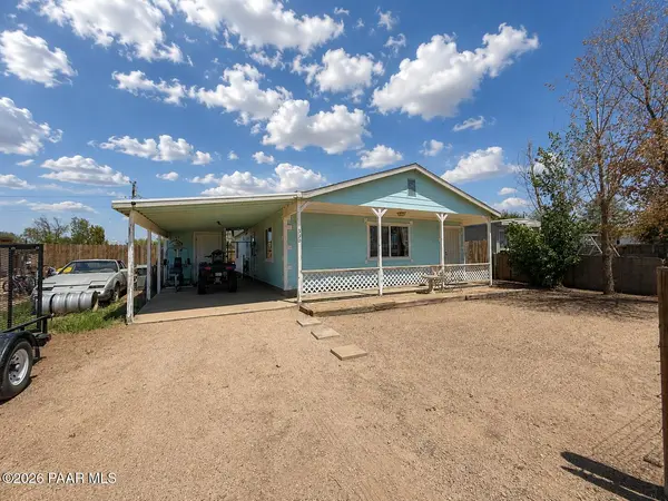 330 W Arrowhead DR, Paulden, AZ 86334