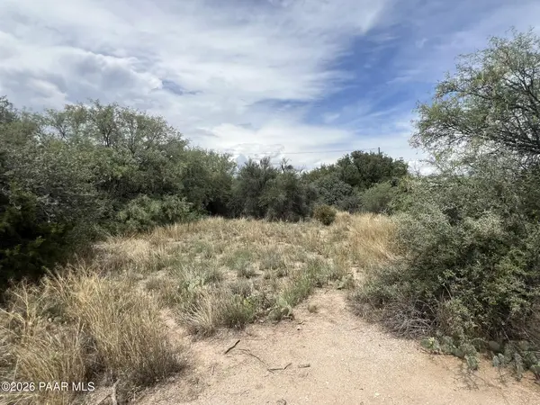 20943 E Quail Run DR, Mayer, AZ 86333