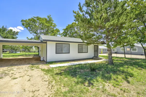18535 S Joseph Hodge RD, Peeples Valley, AZ 86332