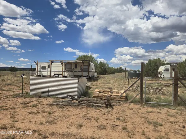 62 W Antelope Run RD, Ash Fork, AZ 86320
