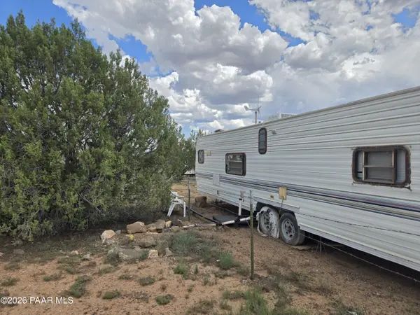 62 W Antelope Run RD, Ash Fork, AZ 86320
