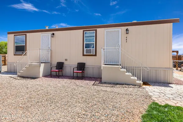 445 W Venice WAY, Paulden, AZ 86334
