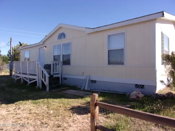 16051 S Red Rock LN, Mayer, AZ 86333