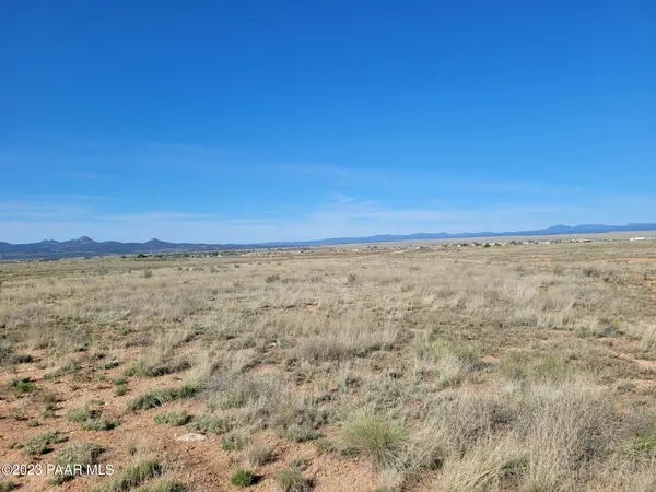 0 N Firestone DR, Paulden, AZ 86334