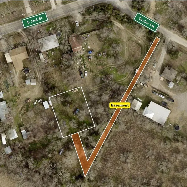 713 E 2nd ST, Elgin, TX 78621