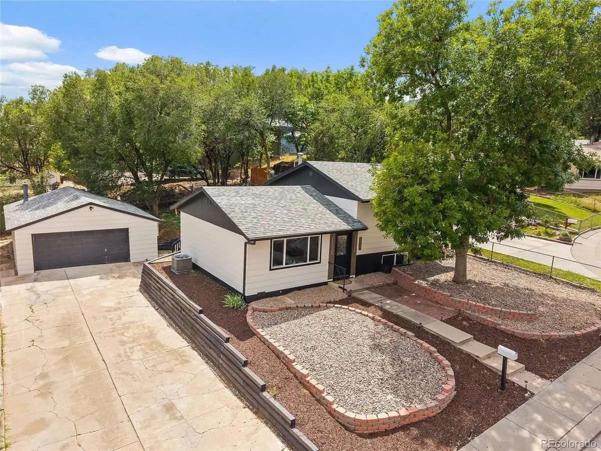2537 Camelot, Colorado Springs, CO 80904