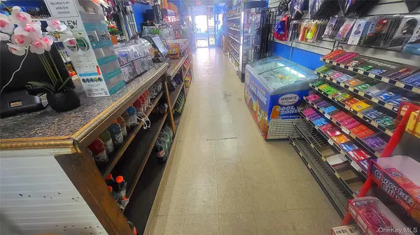 352 Main ST, Poughkeepsie, NY 12601