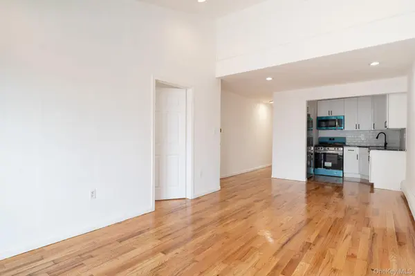 9483 218th ST, Queens Village, NY 11428