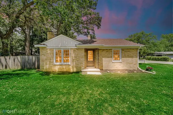 800 W Joliet ST, Crown Point, IN 46307