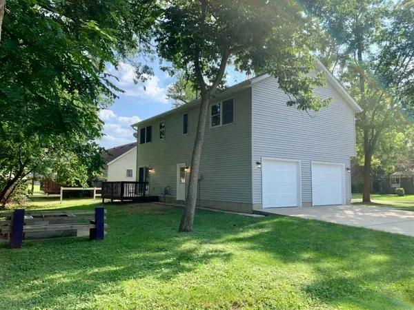 707 S 4th ST, Chesterton, IN 46304