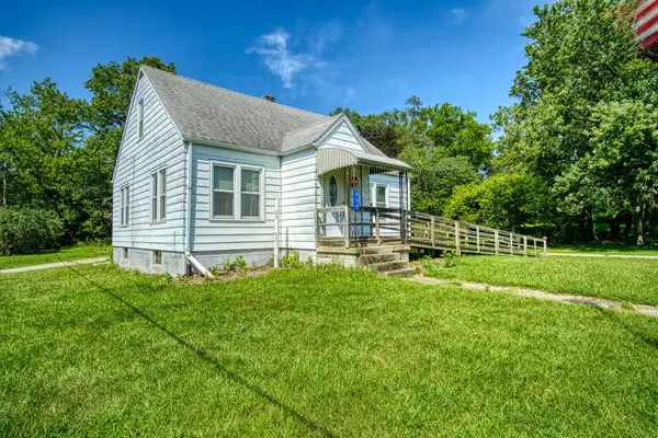 924 Birch ST, Demotte, IN 46310