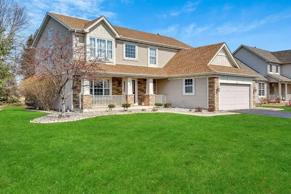 1318 Golden Leaf LN, Schererville, IN 46375
