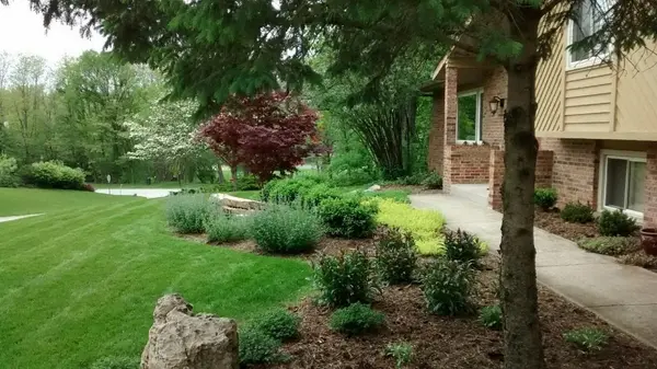 148 Westchester LN, Valparaiso, IN 46385