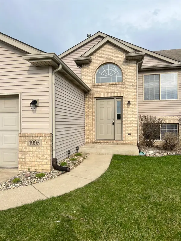1095 Csokasy CT, Hobart, IN 46342