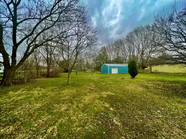 918 N County Line RD, Westville, IN 46391