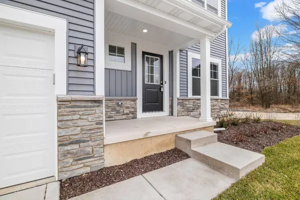 6202 Toni CT, Portage, IN 46368