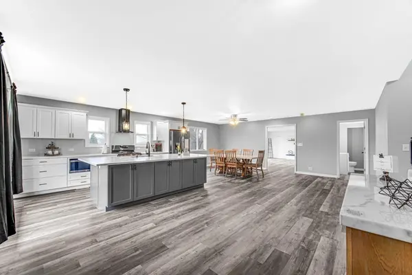 9003 Bryan ST, Crown Point, IN 46307