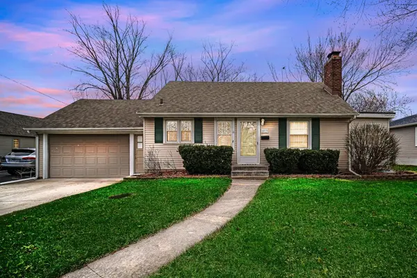 8015 State Line AVE, Munster, IN 46321