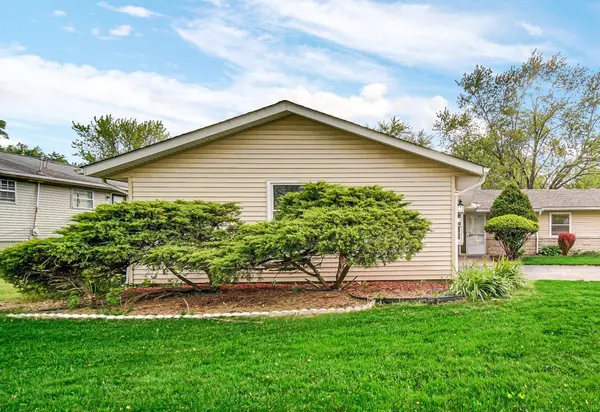 7536 Marshall PL, Merrillville, IN 46410