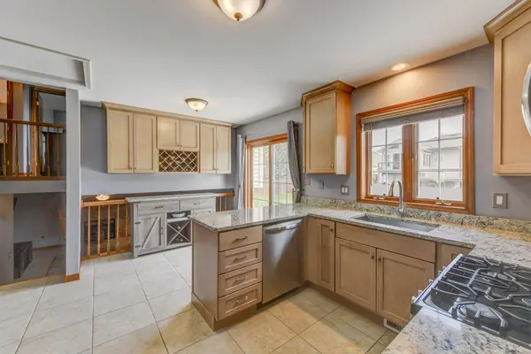 130 Beiriger DR, Dyer, IN 46311