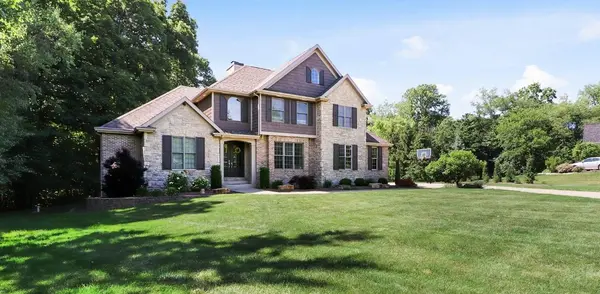 638 Calais CT, Valparaiso, IN 46383