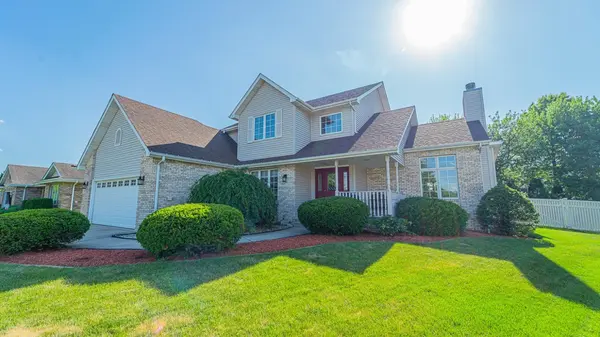 1345 Westbrook DR, Crown Point, IN 46307