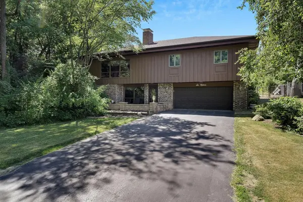 615 Driftwood DR, Lowell, IN 46356