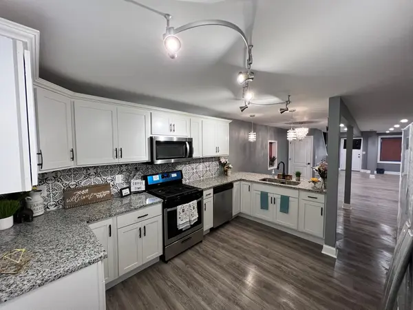 1533 Fischrupp Avenue, Whiting, IN 46394